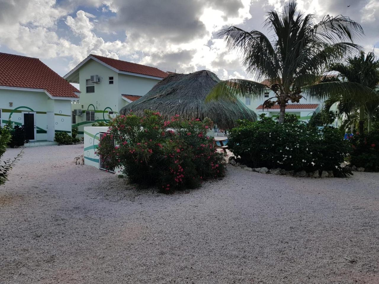 Alifra Apartment Lagun Bagian luar foto